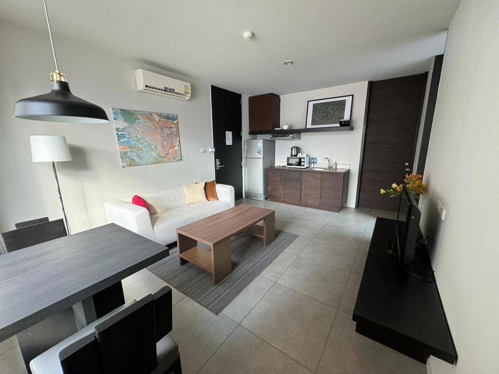 Cgcasa Hotel 방콕 외부 사진