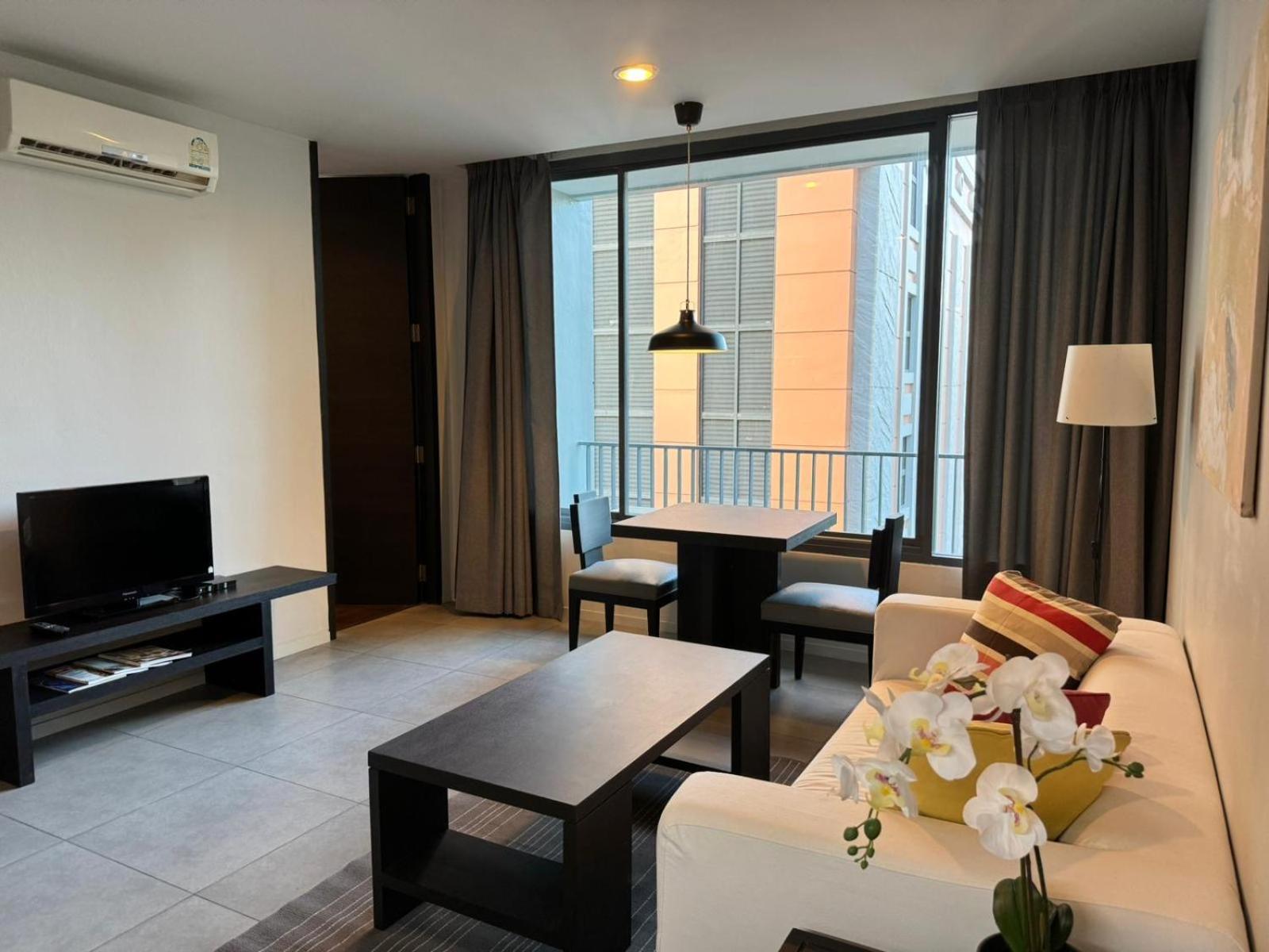 Cgcasa Hotel 방콕 외부 사진